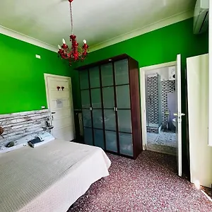 https://liudanrooms.it-romehotels.com