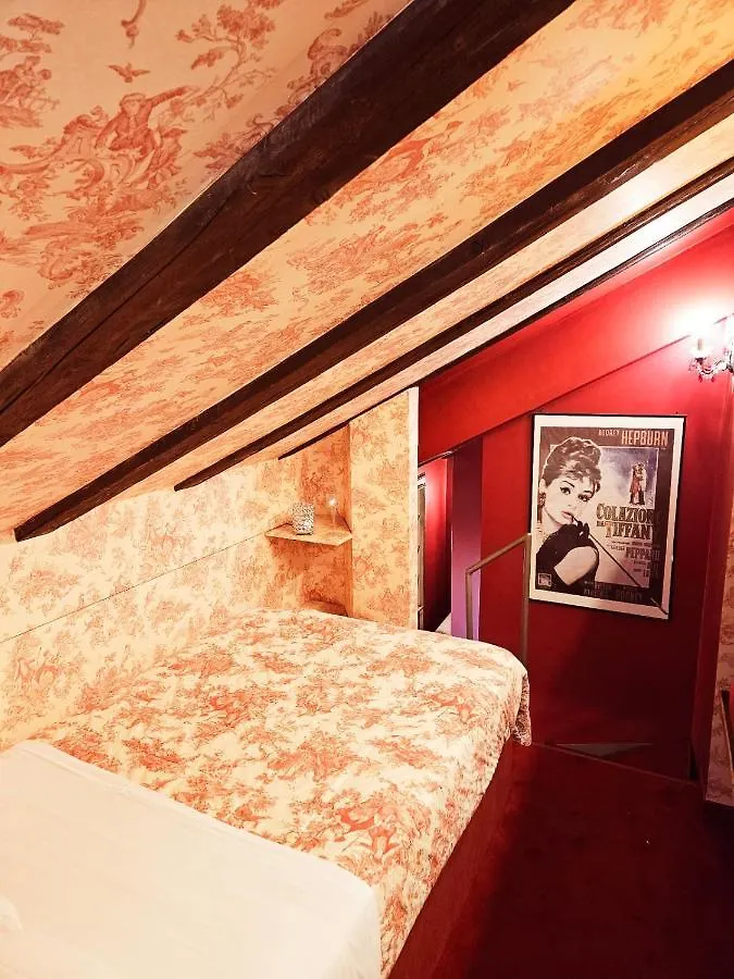 Mansarda Brera Apartment Milan Italy